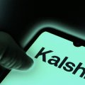 Trump Jr. Now Profits From Both Sides of the US Kalshi, Polymarket Rivalry