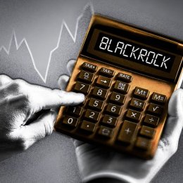 Why Two BlackRock Competitors Told Clients to Buy It