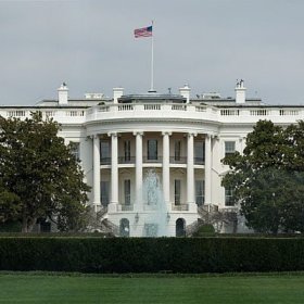 House Democrats Press SEC For Answers On AI Investment Advisers